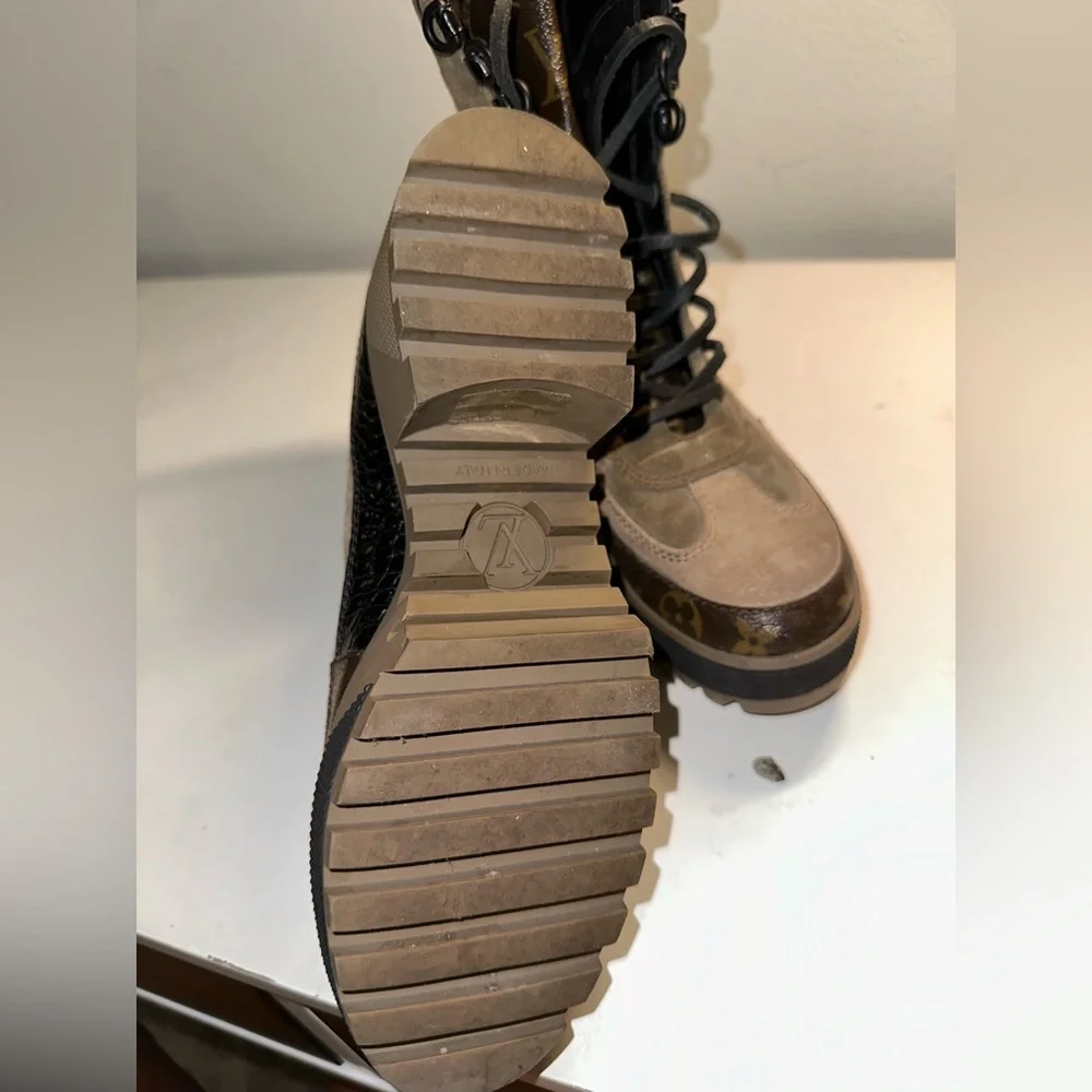 LOUIS VUITTON LAUREATE PLATFORM DESERT BOOT SIZE 37 - Picture 9 of 13